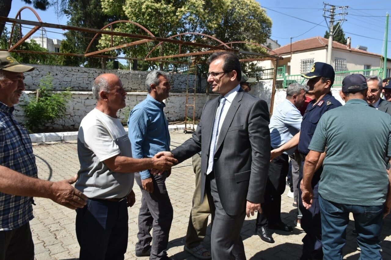 Salihli Kaymakamı Güldoğan, 3 mahallede talepleri dinledi