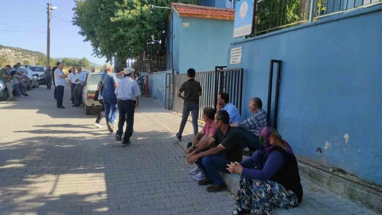 Selendi’de 184 öğrenci ter döktü