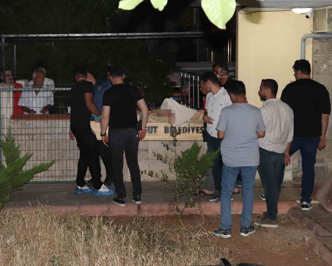Sokakta başlayan tartışma evde cinayetle sonlandı