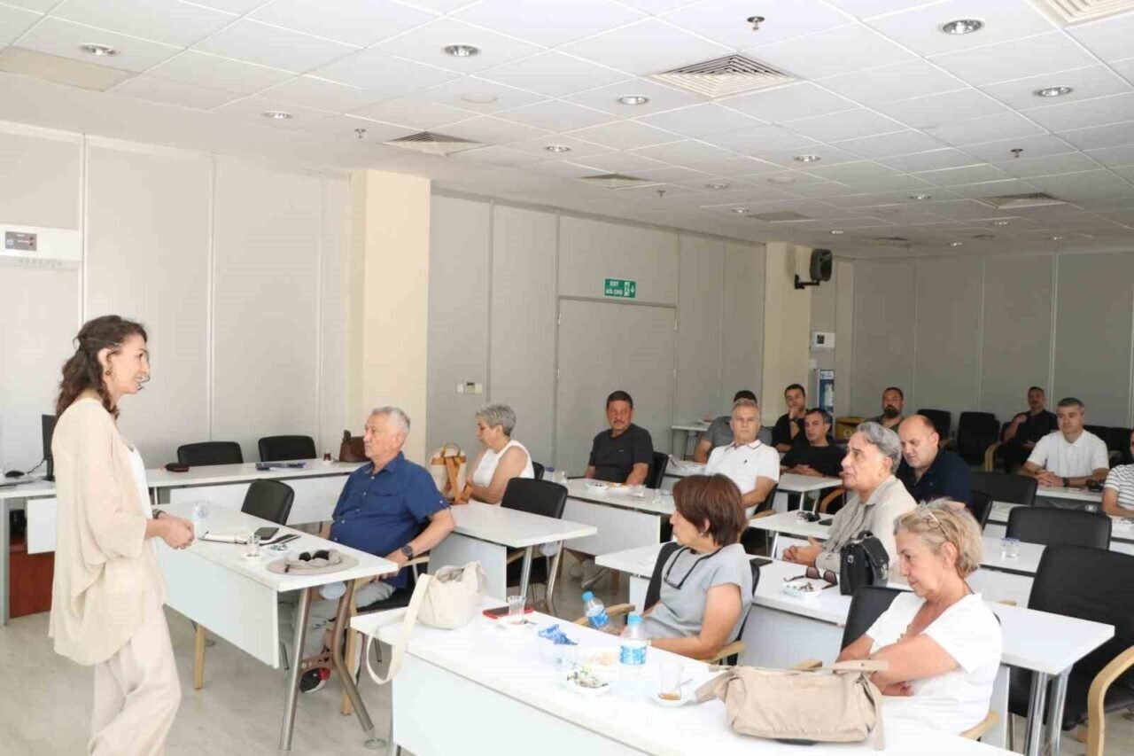 Söke Belediyesi’nden turizm işletmelerine yönelik ‘Sosyal Medya Eğitimi’