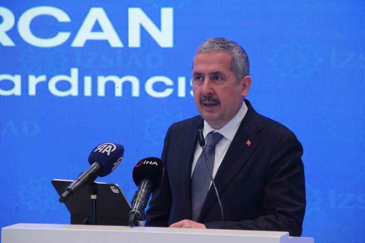 SPK Başkanı Gönül, İzmir iş dünyası ile buluştu