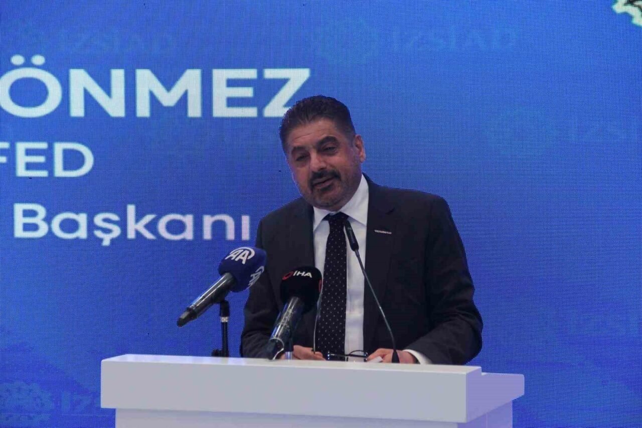 SPK Başkanı Gönül, İzmir iş dünyası ile buluştu