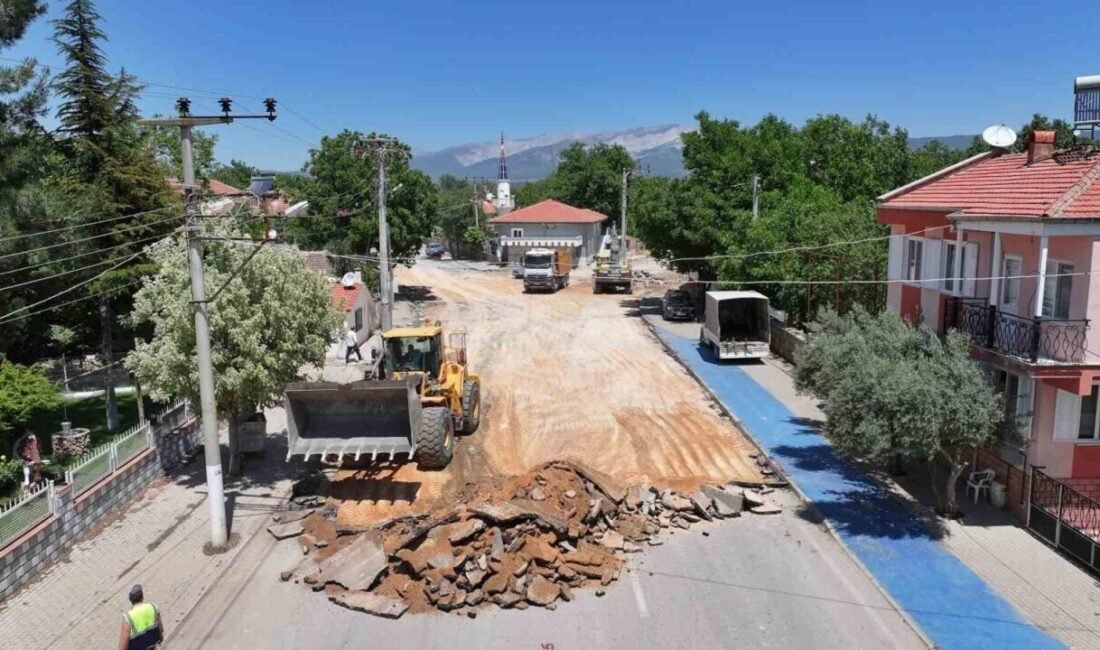 Denizli Büyükşehir Belediyesi, Tavas ilçesinin önemli ulaşım akslarından biri olan