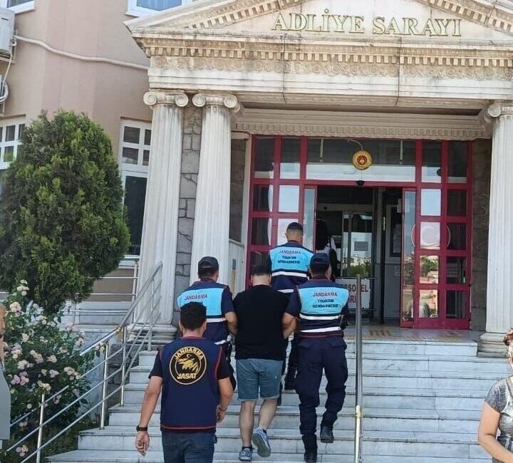 Aydın’ın Didim ilçesinde silahlı terör örgütüne üye olmak suçundan aranan