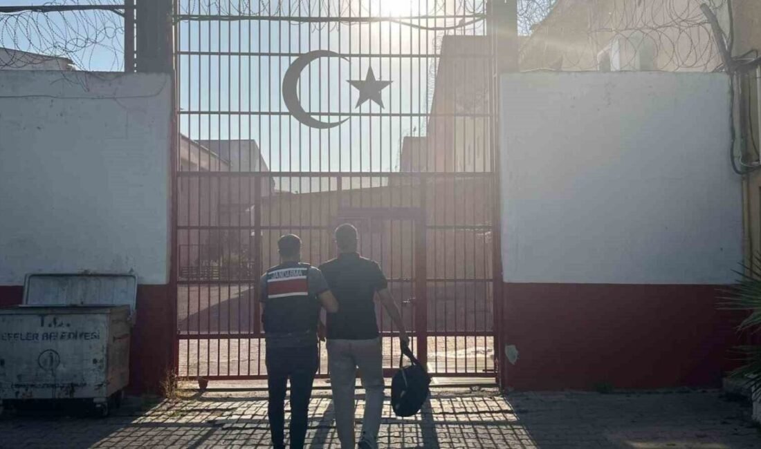 Aydın’ın Efeler ilçesinde silahlı terör örgütüne üye olmak suçundan aranan