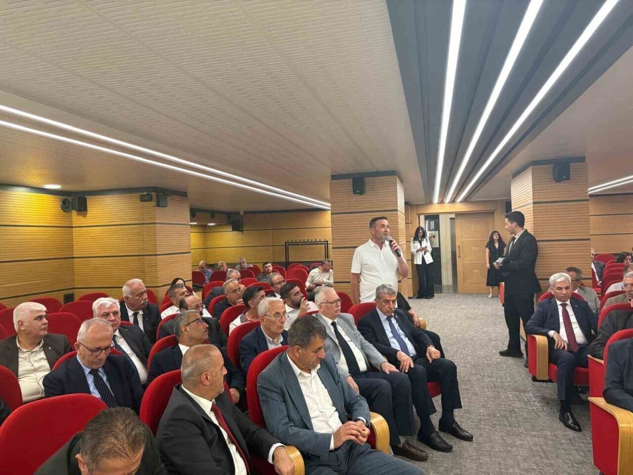 TESK üyesi esnaf ve sanatkarlara Kıbrıs’a yatırım çağrısı