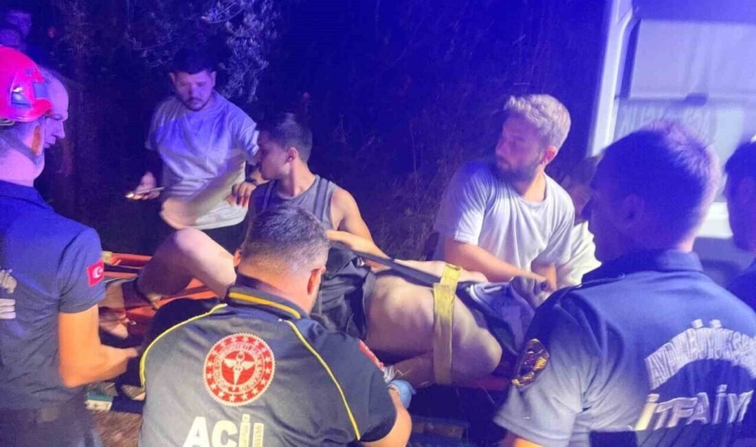 Aydın’ın Efeler ilçesinde seyir halindeyken otomobille sıkışan ve savrulan motosiklet