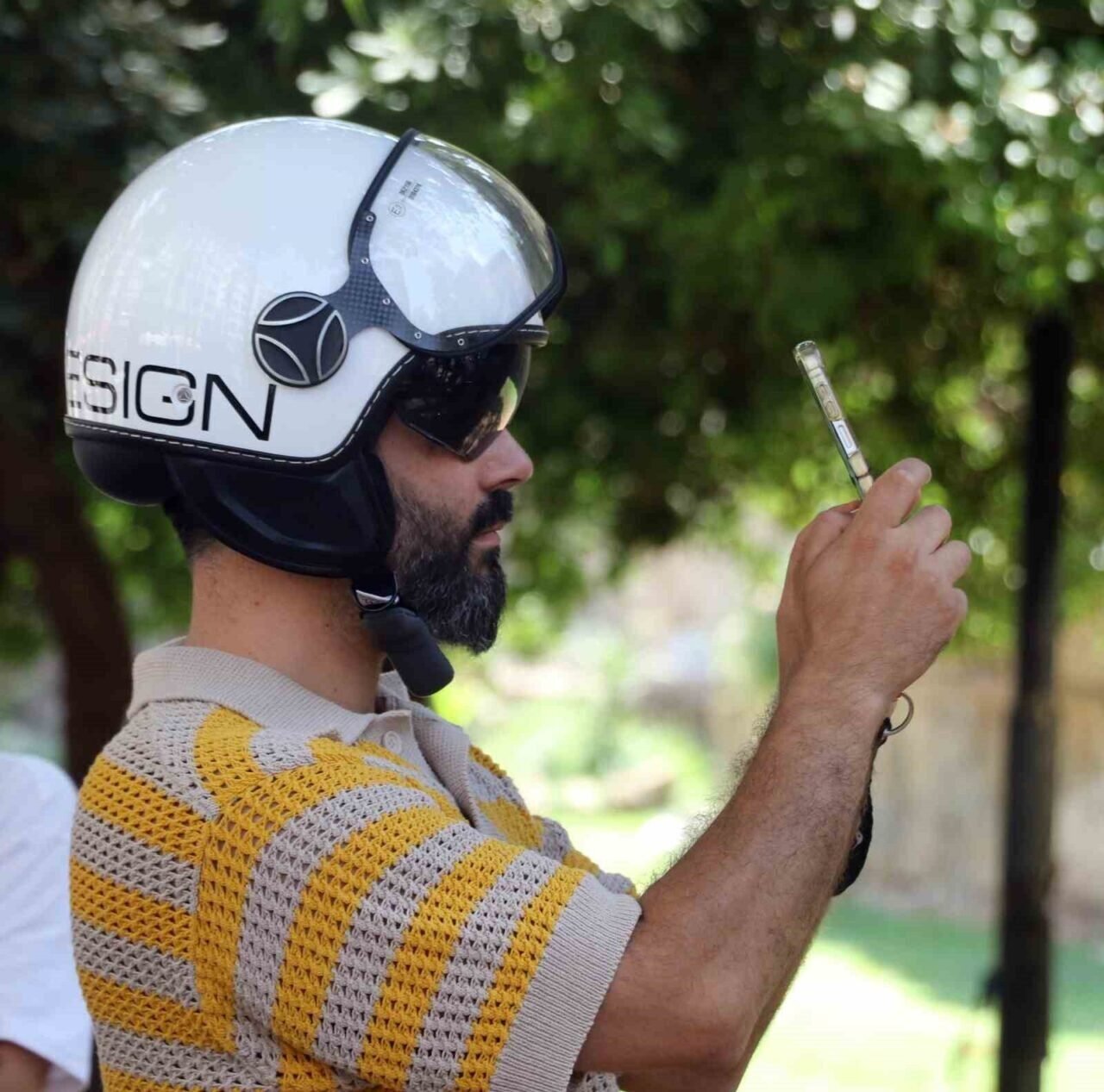 Ünlülerin program yaptığı eski televizyon kanalı binasında yangın