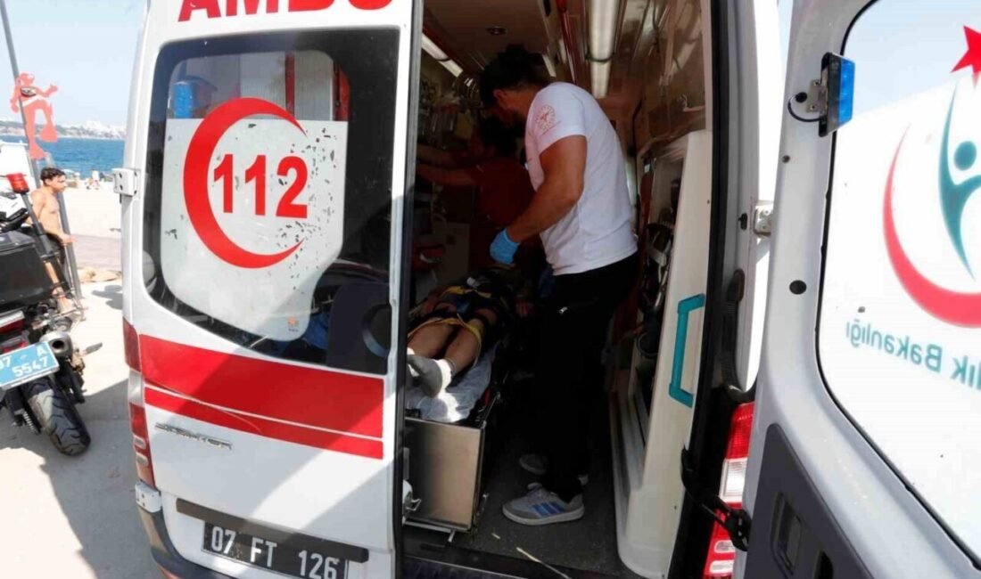 Antalya’da arkadaşı ile birlikte denize gelen 15 yaşındaki çocuğun kafasına,
