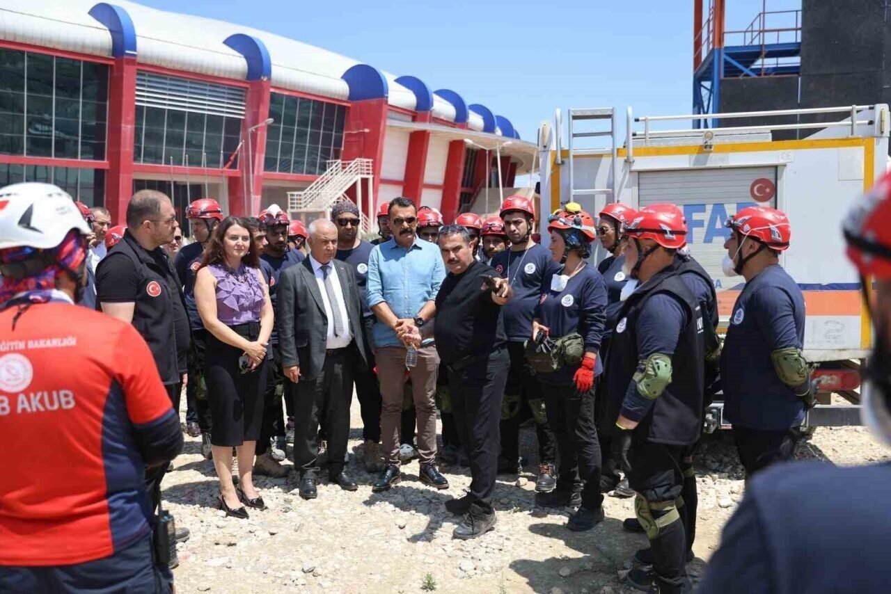 YUKUT, DAKE eğitimini tamamladı