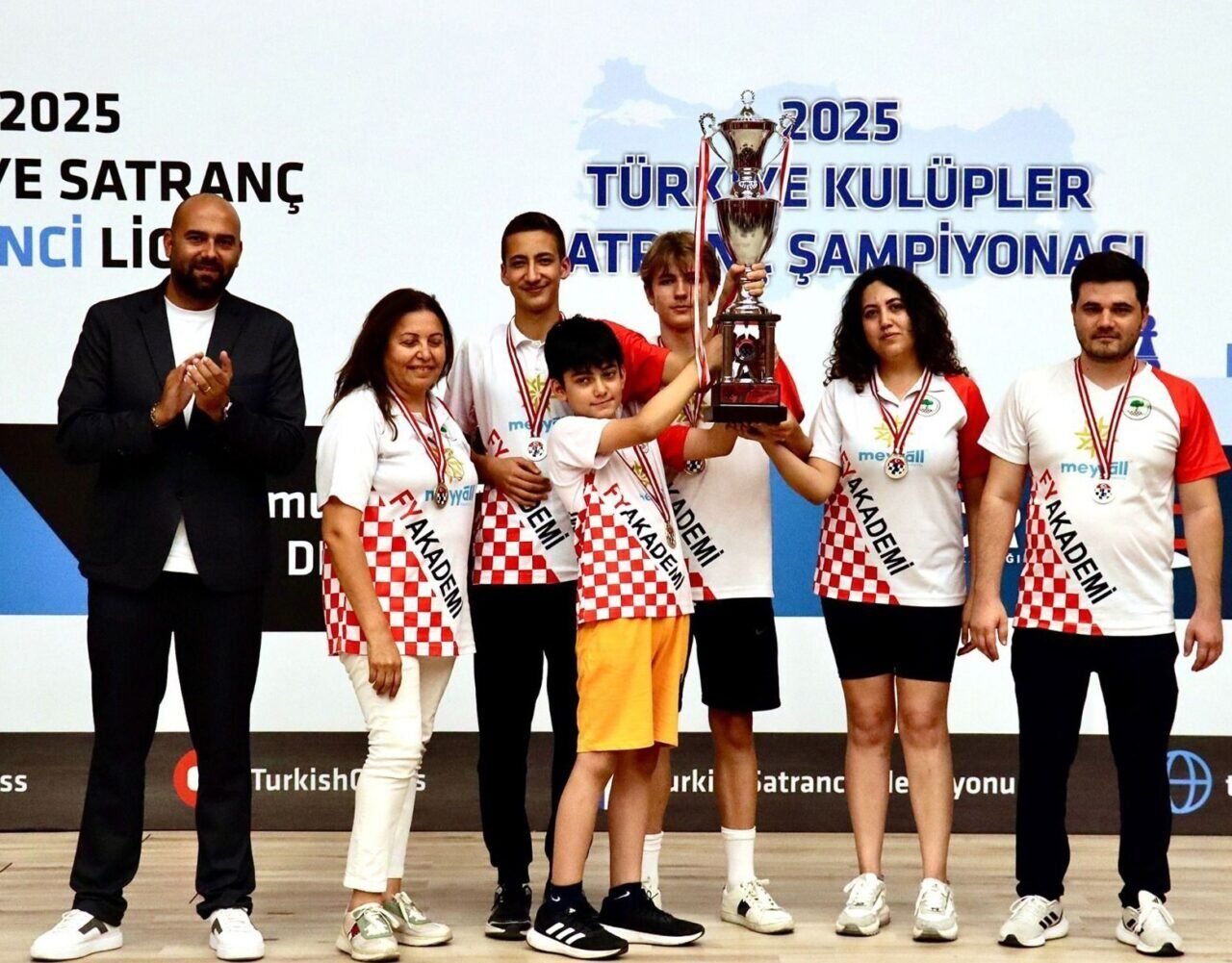 2025 Türkiye Satranç İkinci Ligi’nde şampiyon Fatma Yılmaz Spor Kulübü
