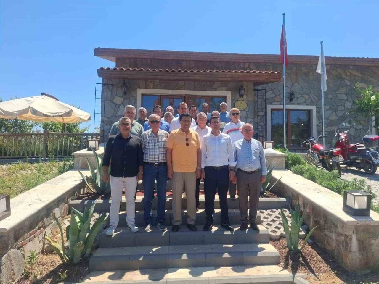43 yıllık müdüre veda