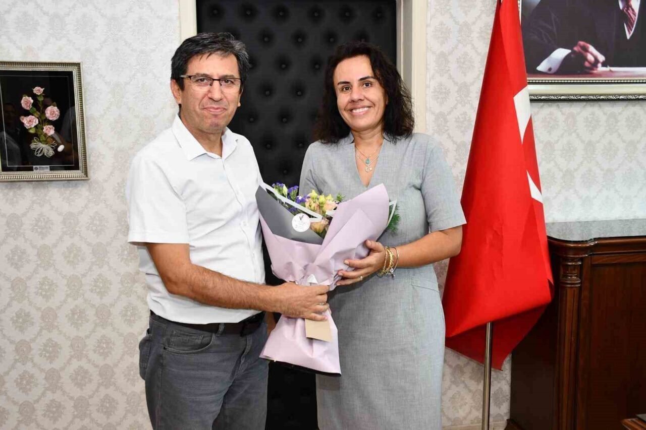 Alanya Eğitim ve Araştırma Hastanesi Başhekimi Prof. Dr. Banu Karakuş Yılmaz oldu Alanya Eğitim ve Araştırma Hastanesi Başhekimi Prof. Dr. Banu Karakuş Yılmaz oldu