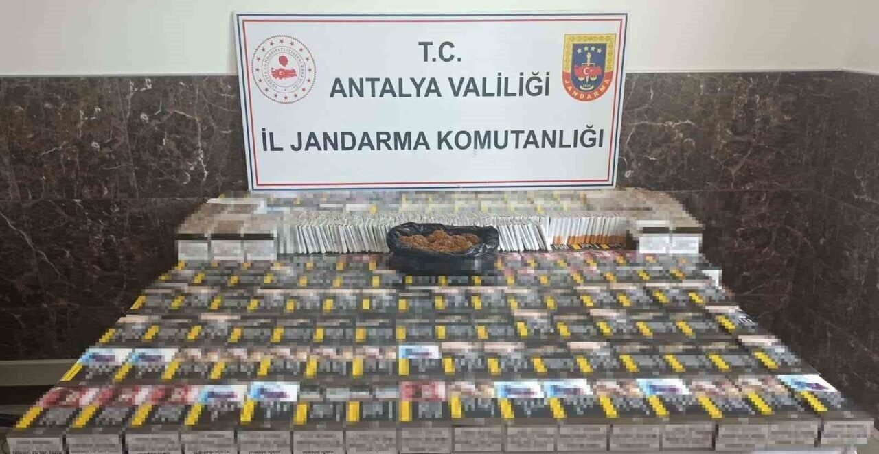 Alanya’da kaçak tütün operasyonunda 40 bin makaron ele geçirildi