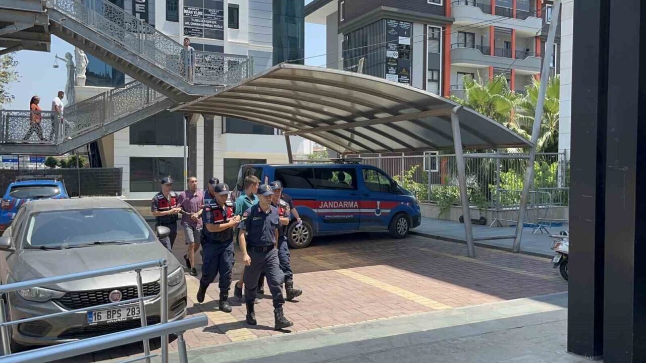 Alanya’da Rusların ölümlü kavgasına 2 tutuklama