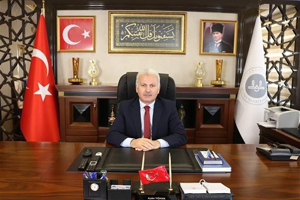 Cumhurbaşkanlığı Kararnamesi doğrultusunda Antalya İl Müftülüğüne Aydın Yığman getirildi. Mevcut