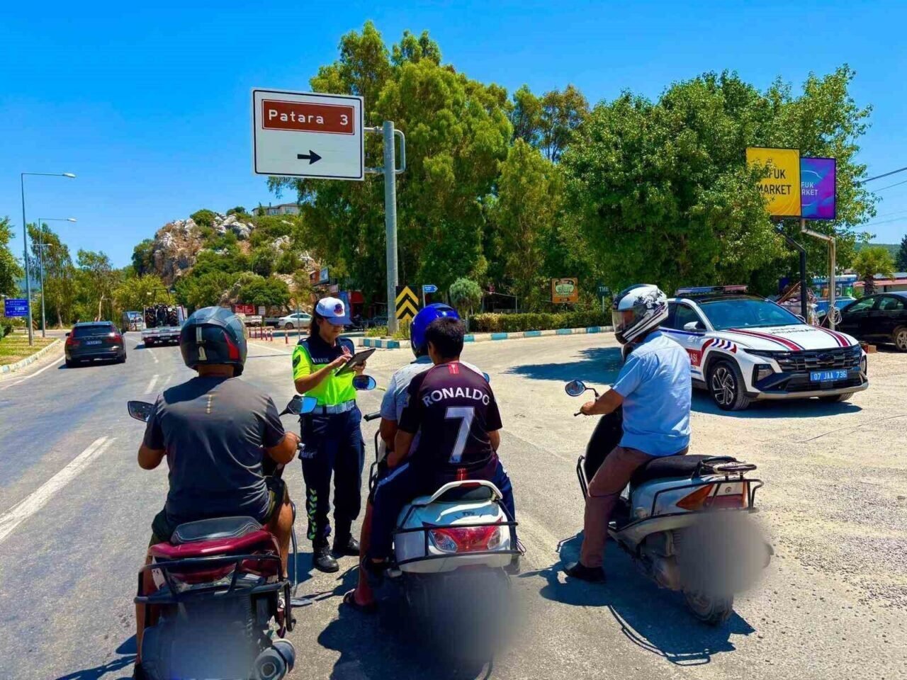 Antalya’da 3 bini aşkın motosiklet denetlendi, 80 araç trafikten men edildi Antalya’da 3 bini aşkın motosiklet denetlendi, 80 araç trafikten men edildi