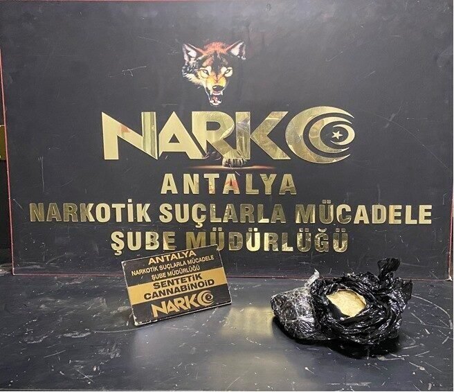 Antalya’da son 1 haftada uyuşturucu operasyonlarında 22 kişi tutuklandı
