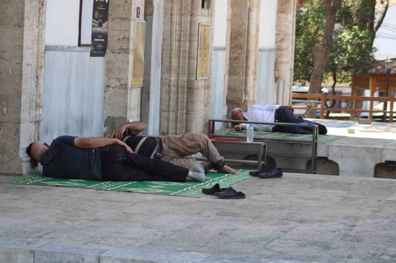 Aydın’da termometreler 44 dereceyi gördü