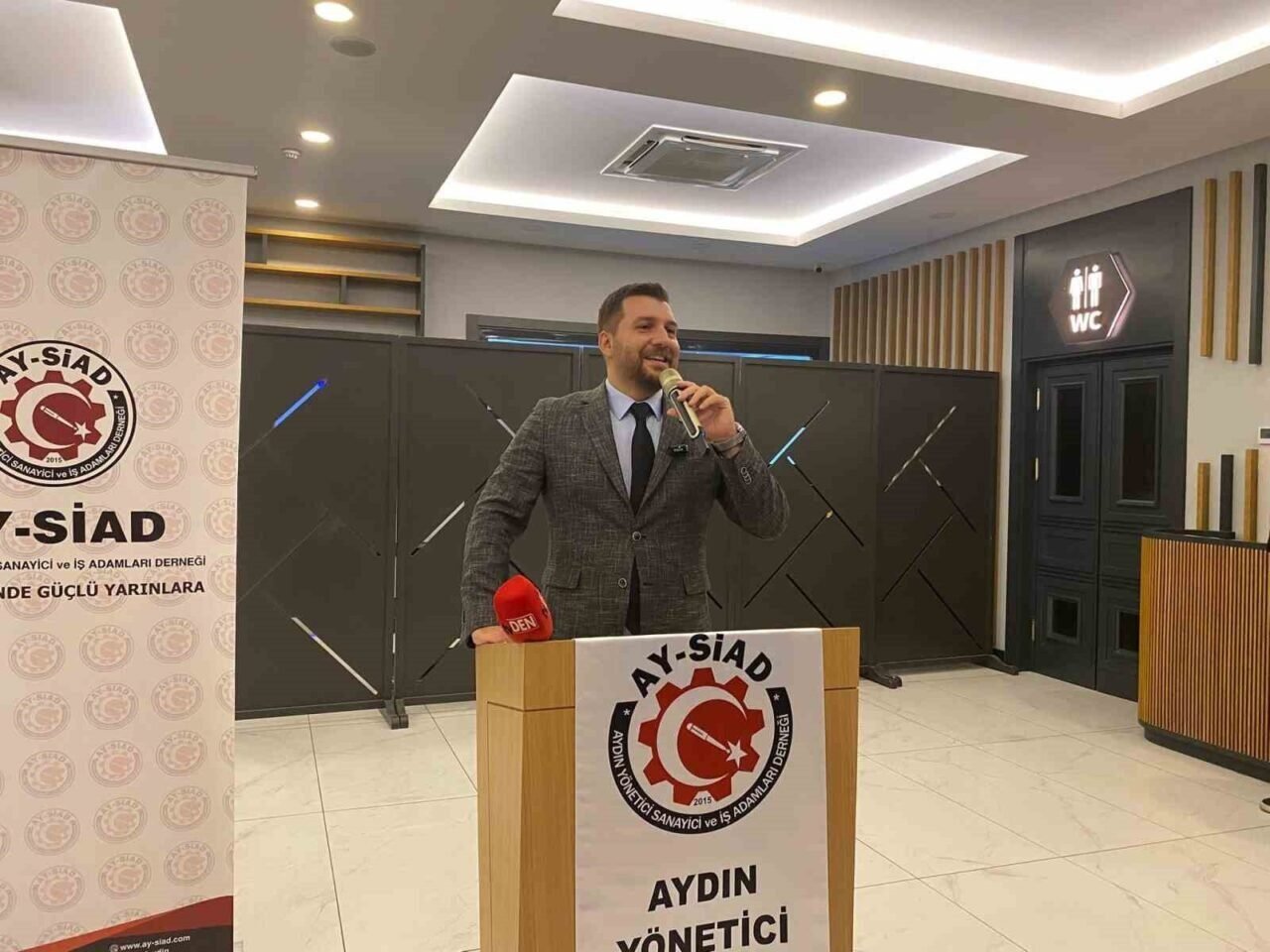 AYSİAD üyeleri istişare toplantısında bir araya geldi