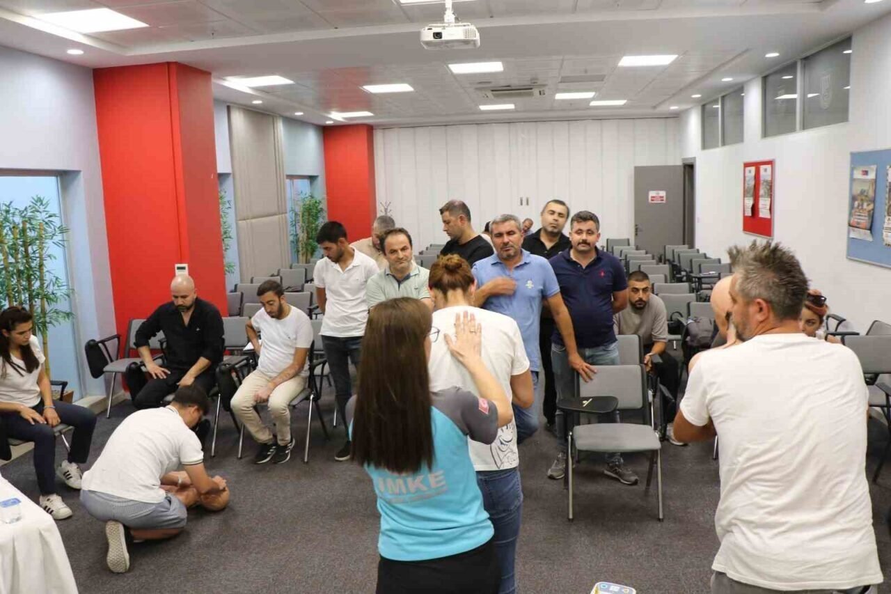 AYTO’da Temel İlk Yardım Eğitimi düzenlendi