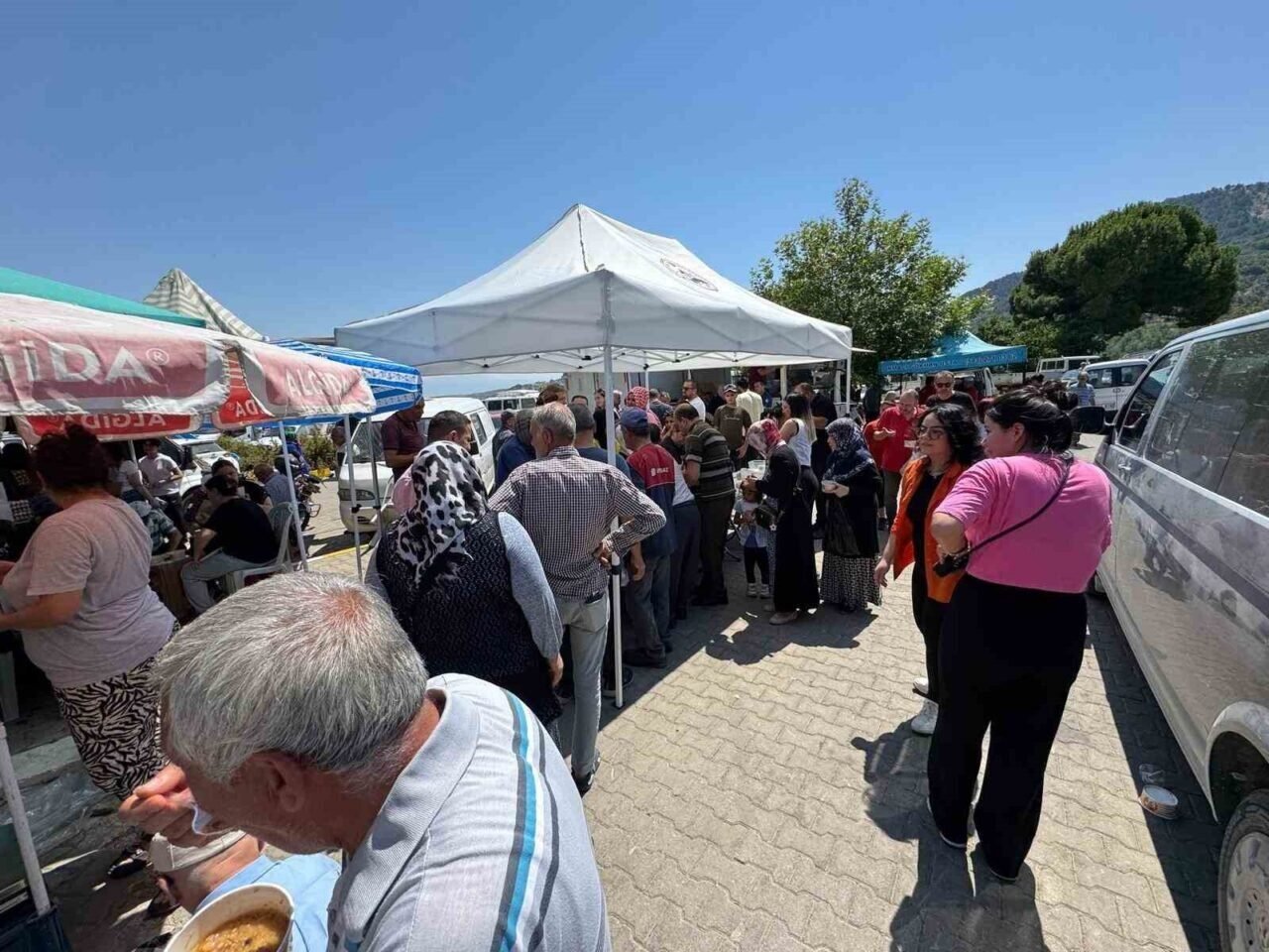 Babadağ Belediyesi, Muharrem ayı aşuresini şehitlerin ruhuna hediye etti