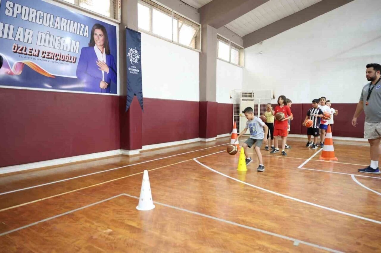 Başkan Çerçioğlu’ndan çocuklara yaz tatilinde spor desteği