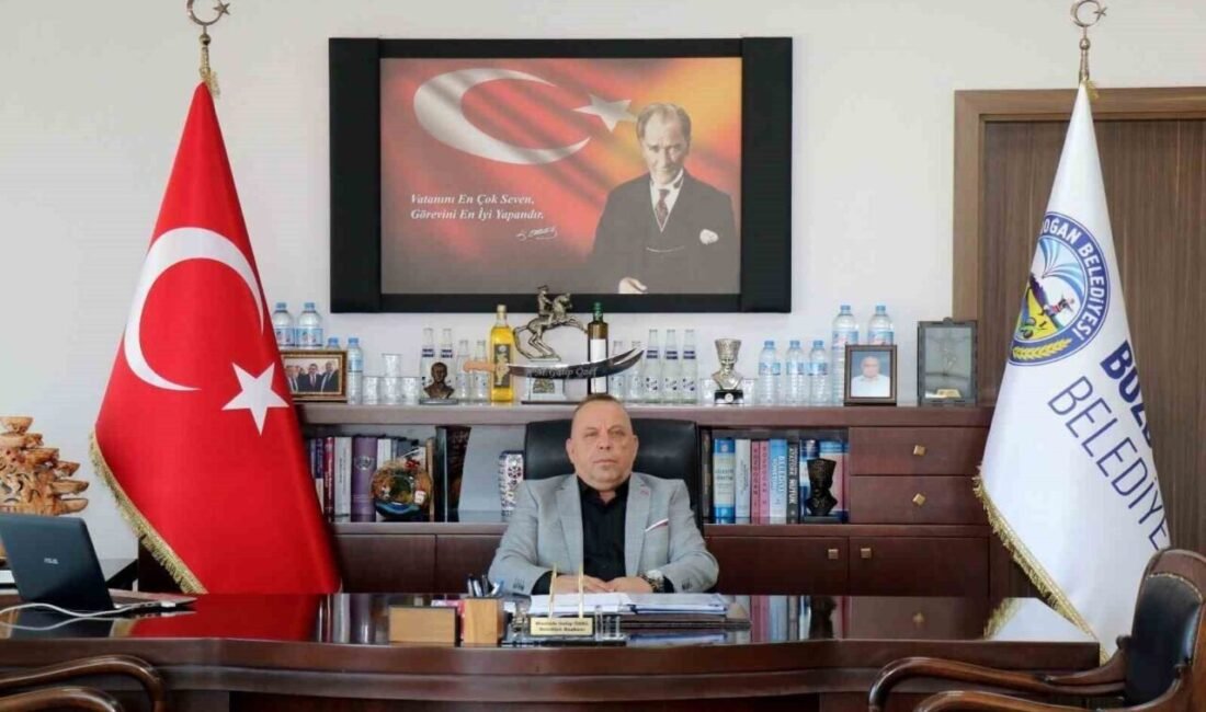 Bozdoğan Belediye Başkanı Mustafa Galip Özel, Eskişehir’in Seyitgazi ilçesinde çıkan