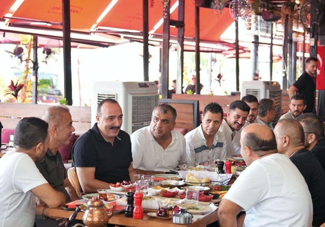 Başkan Kotan, Konyaaltı esnafıyla buluştu