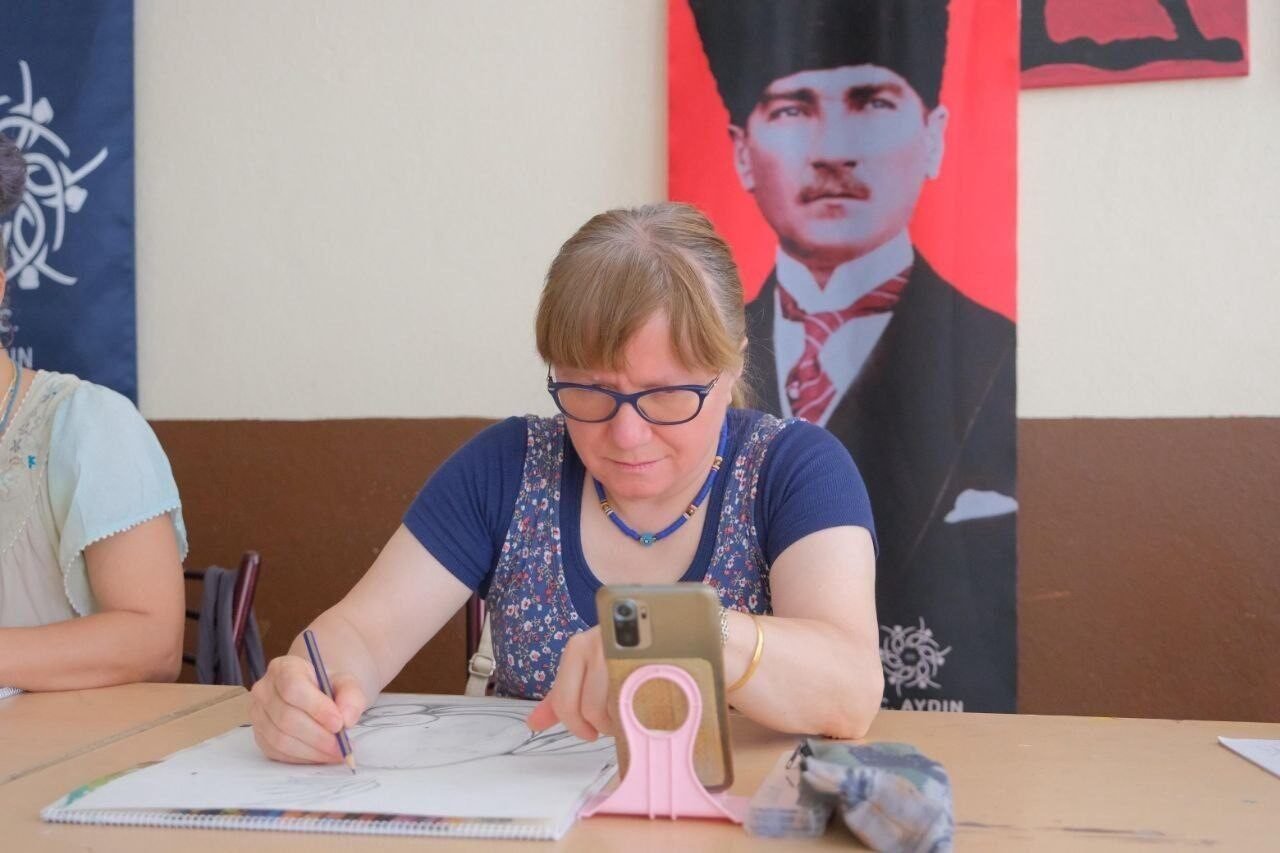 Büyükşehir’in yetişkinler için yaz resim kursları devam ediyor