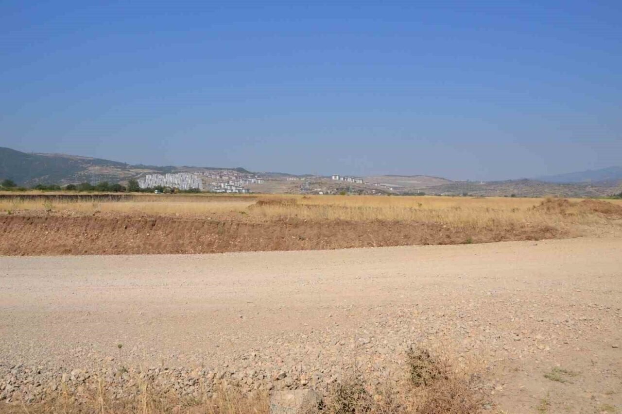 BYD’nin Manisa’daki fabrika sahasında yeniden hareketlilik başladı