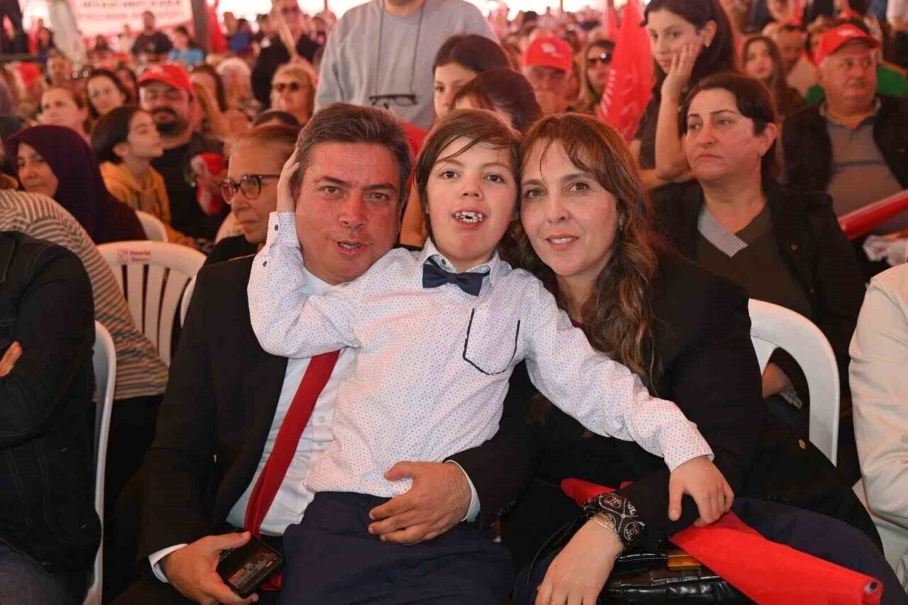 CHP Manavgat İlçe Başkanı Başar’ın 13 yaşındaki oğlu hayatını kaybetti CHP Manavgat İlçe Başkanı Başar’ın 13 yaşındaki oğlu hayatını kaybetti