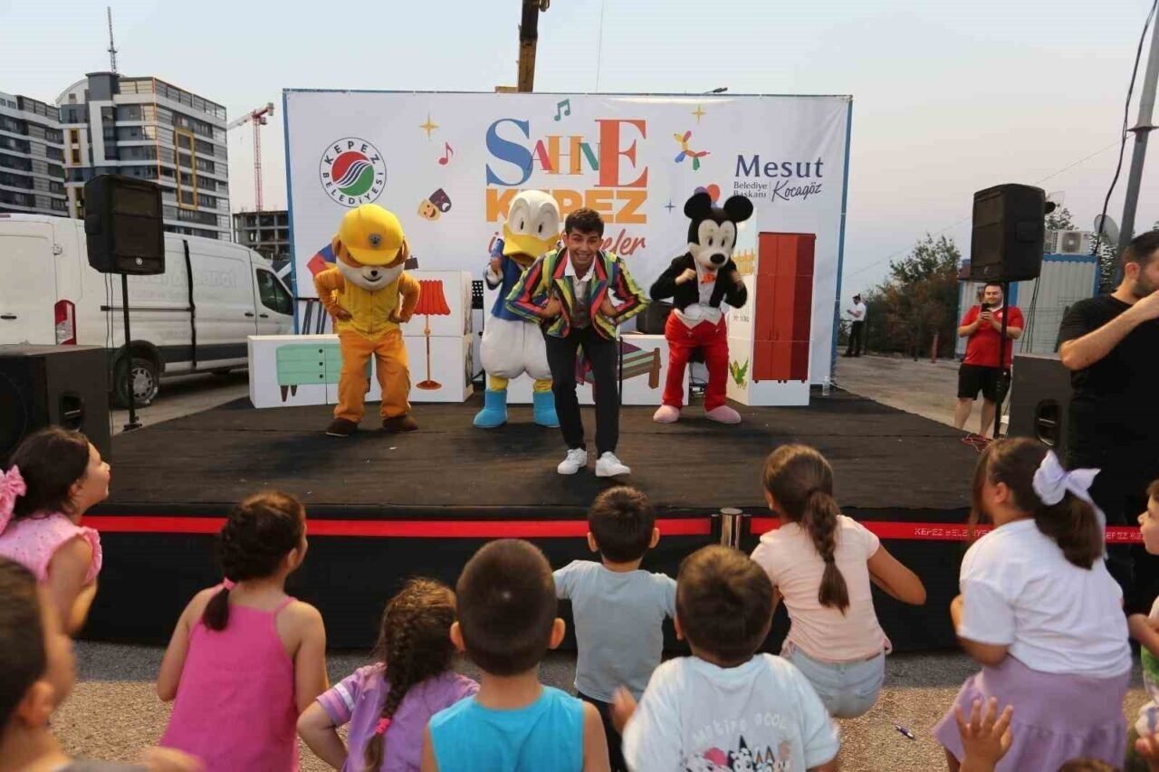 Çocuklar, Çankaya’da sahne Kepez ile coştu