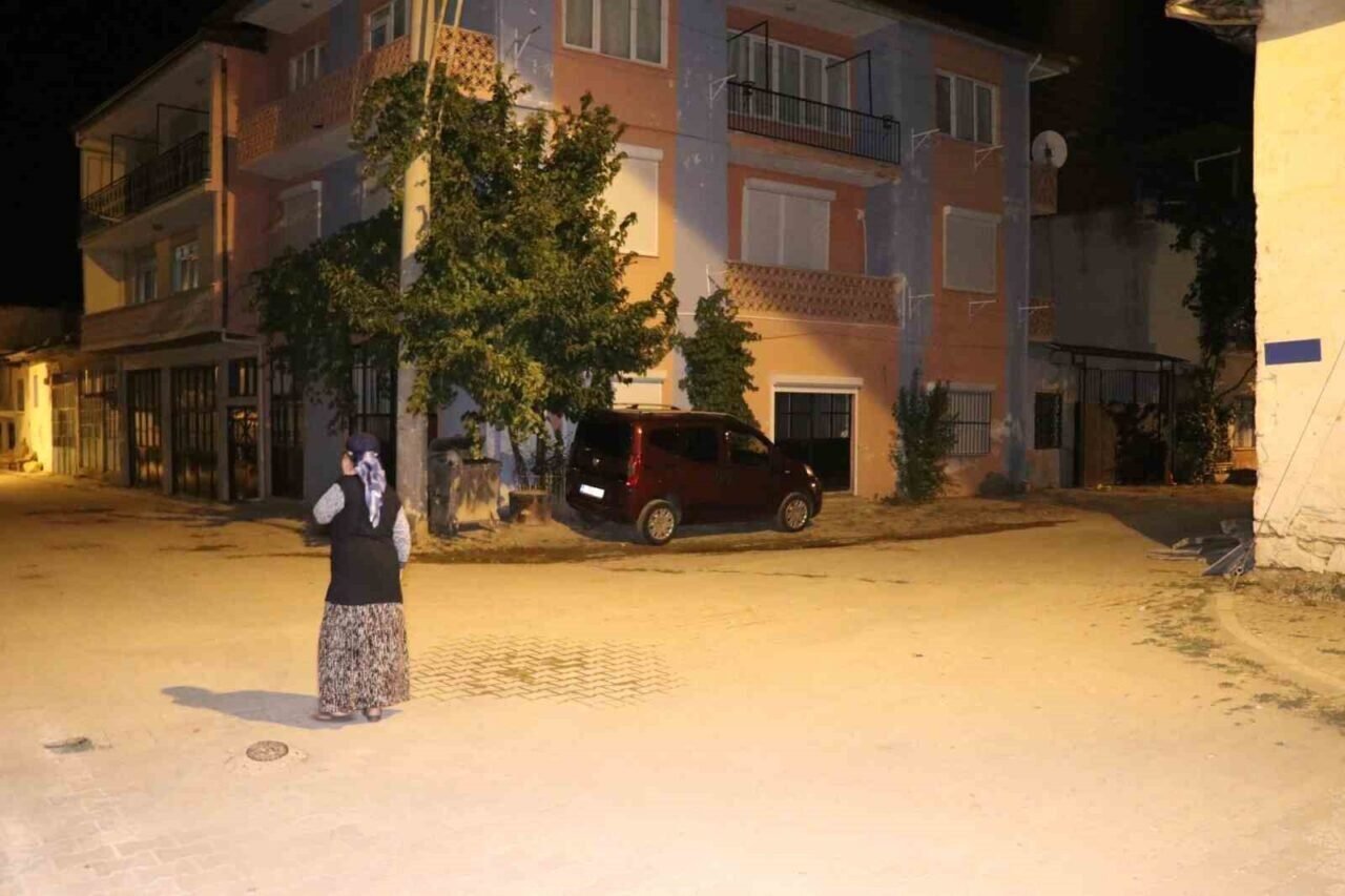 Dayı ve yeğeninin miras kavgasında kan aktı: 1 ölü, 1 ağır yaralı Dayı ve yeğeninin miras kavgasında kan aktı: 1 ölü, 1 ağır yaralı