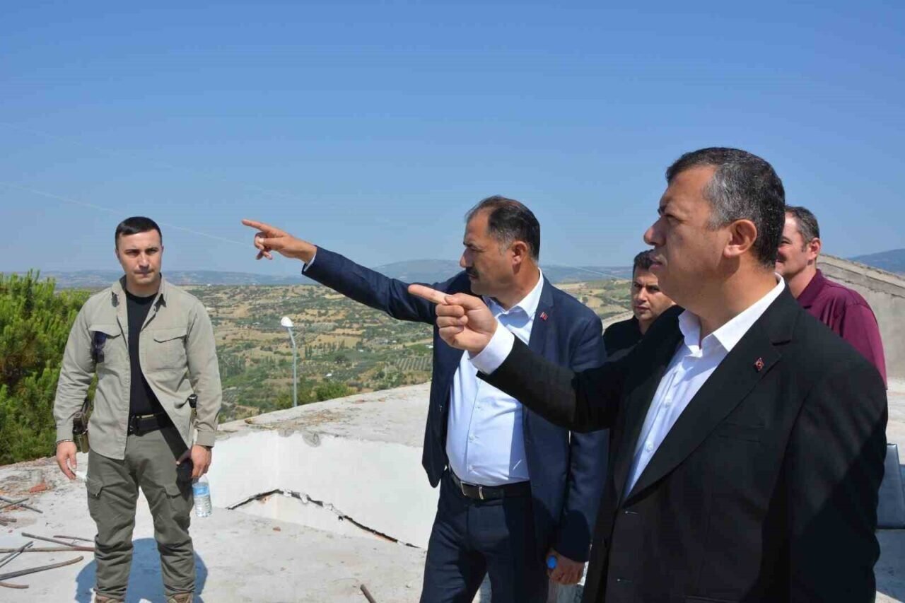 Demirci’deki yatırımlara yakın takip