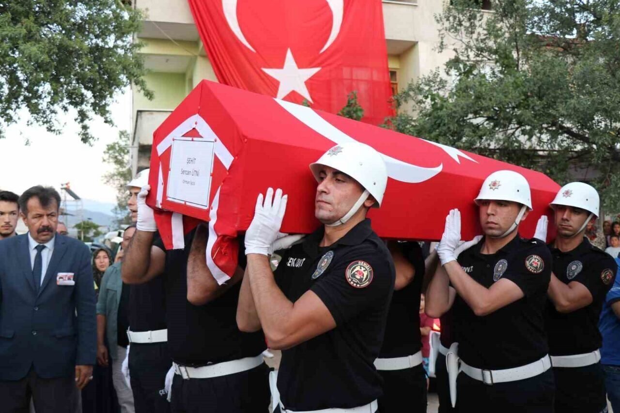 Denizlili orman şehitleri son yolculuklarına uğurlandı