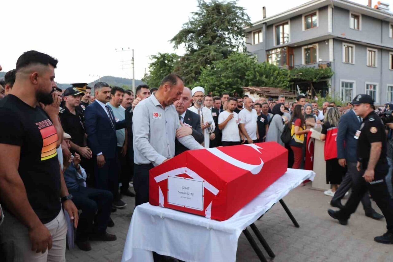 Denizlili orman şehitleri son yolculuklarına uğurlandı