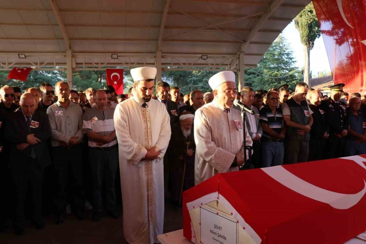 Denizlili orman şehitleri son yolculuklarına uğurlandı