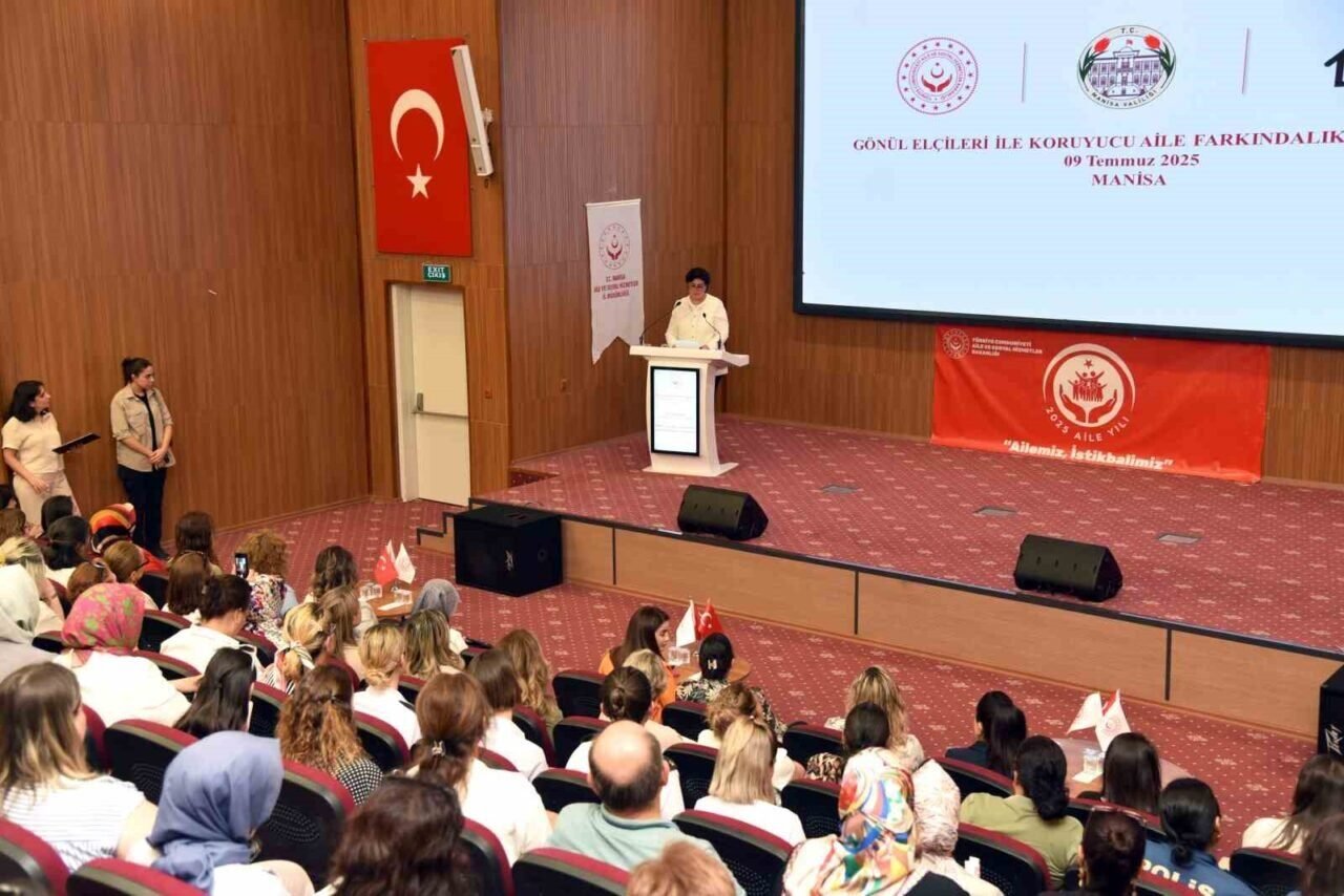 Dr. Ruhan Özkan: "Bir çocuğun hayatına dokunmak en büyük iyiliktir"