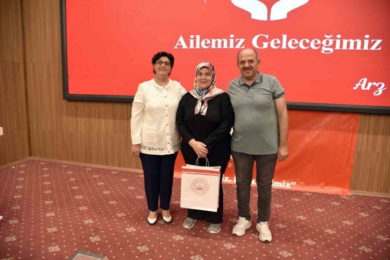 Dr. Ruhan Özkan: "Bir çocuğun hayatına dokunmak en büyük iyiliktir"