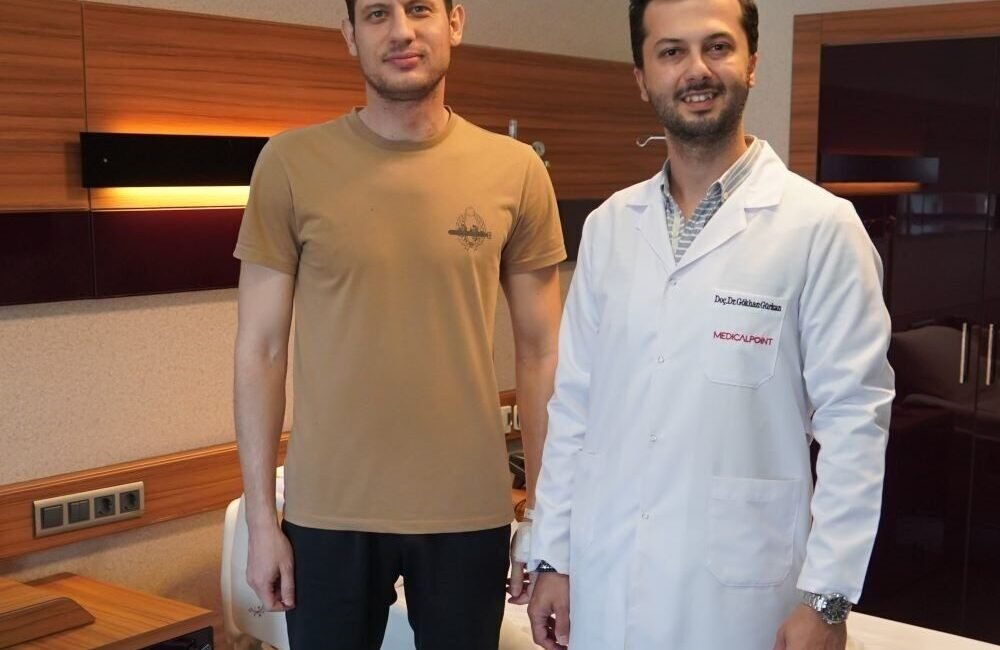 Endoskopik yöntemle bel fıtığından kurtuldu İzmir Ekonomi Üniversitesi (İEÜ) Medical Point Hastanesi’nde, yaklaşık bir yıldır