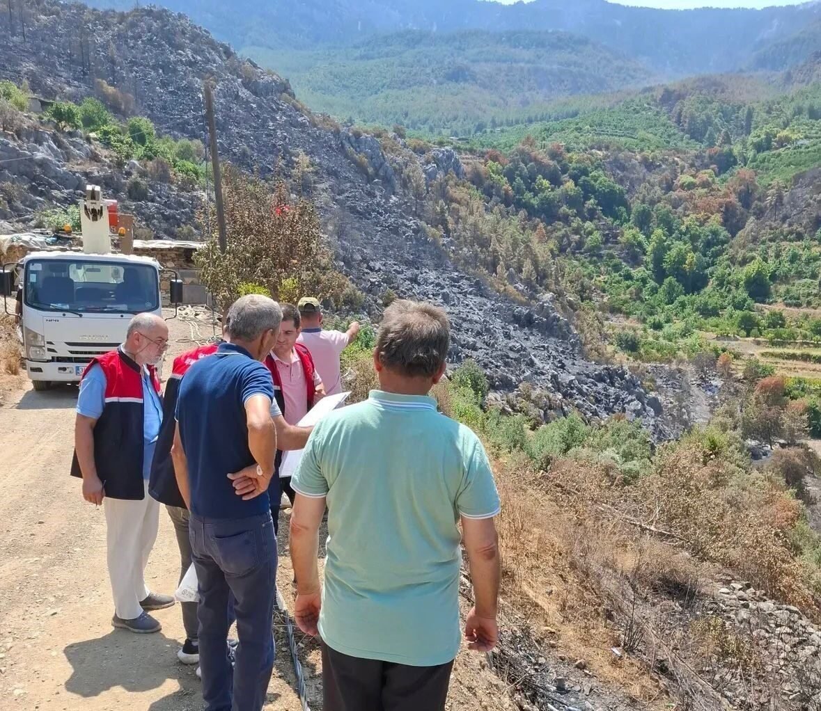 Gazipaşa’da yangın mağduru üreticilerin hasarı tespit edildi