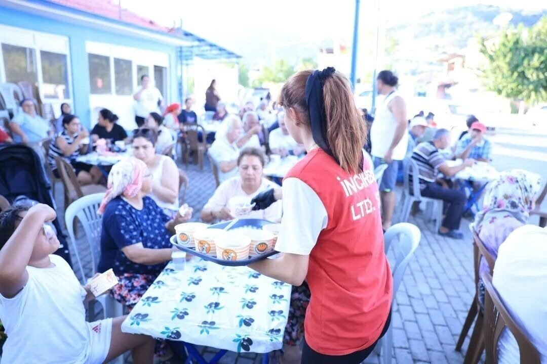İncirliova’da aşure hayrı
