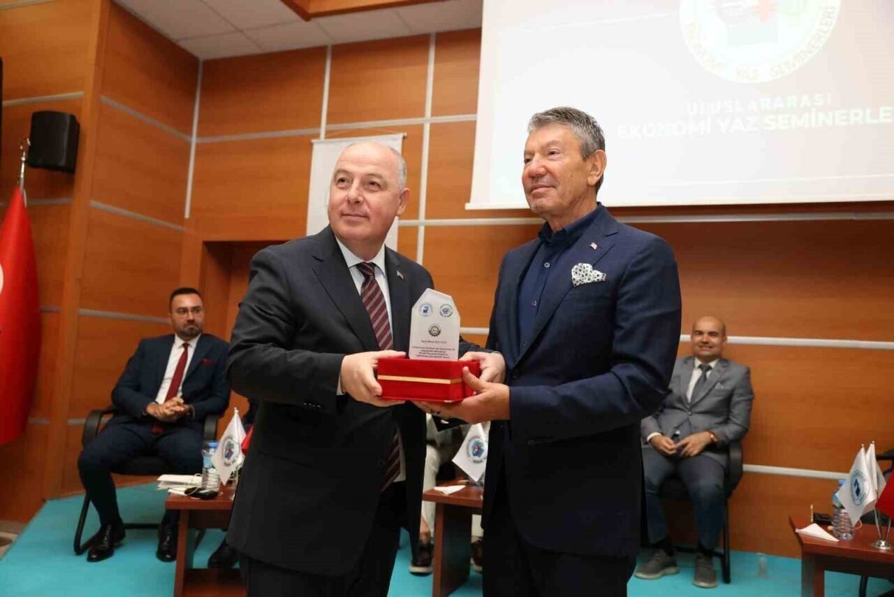 İş dünyasının patronları Denizli ekonomisini konuştu