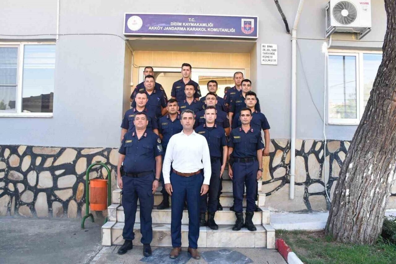 Kaymakam Kuruca jandarma personeli ile bir araya geldi Kaymakam Kuruca jandarma personeli ile bir araya geldi