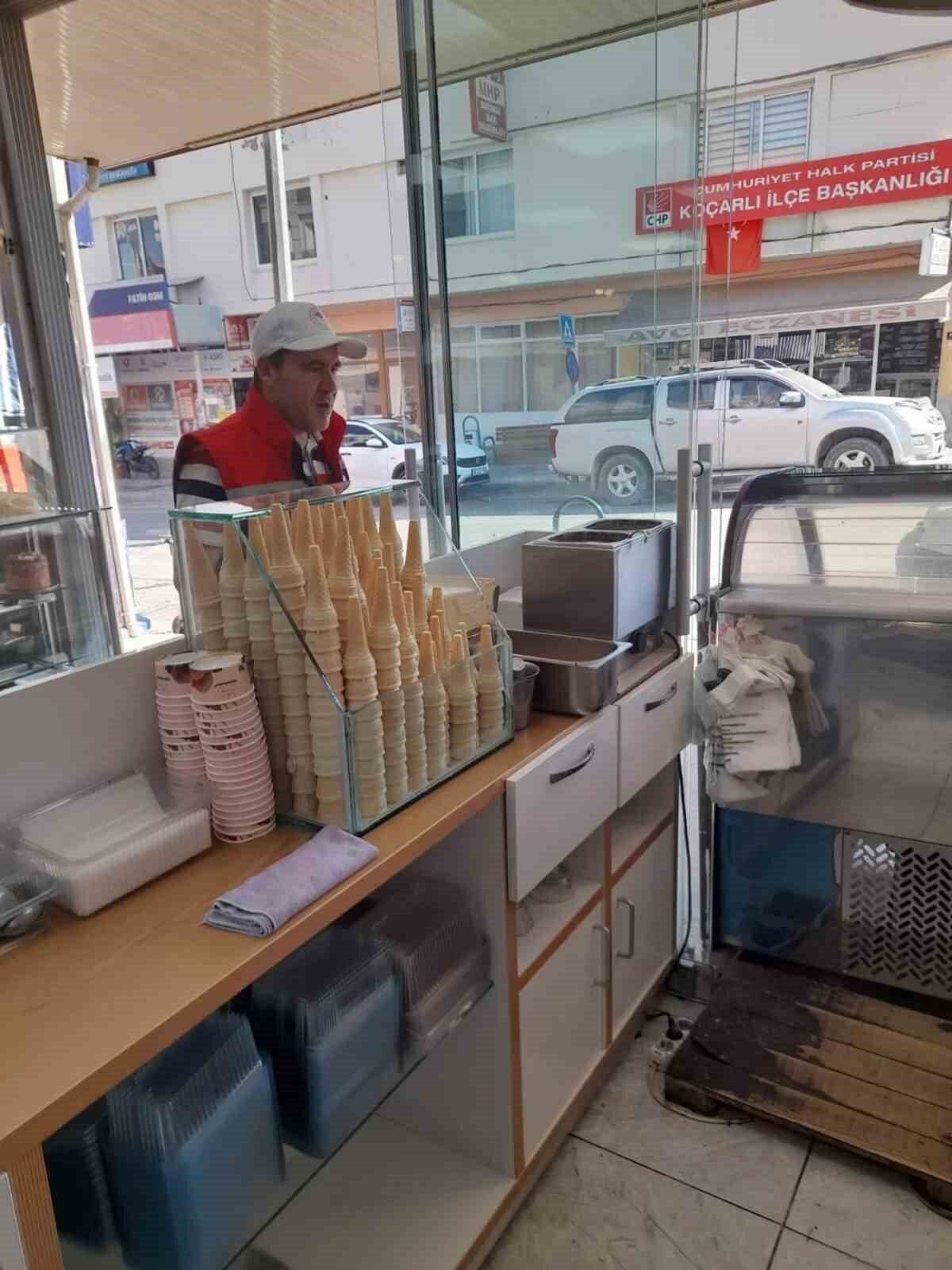 Koçarlı’da tatlı ve dondurma işletmelerine eş zamanlı denetim