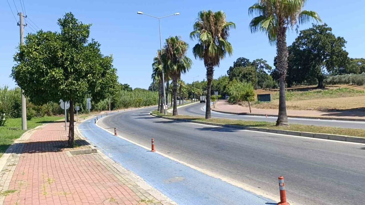 Kontrolden çıkan otomobil takla atarak savruldu: 4 yaralı