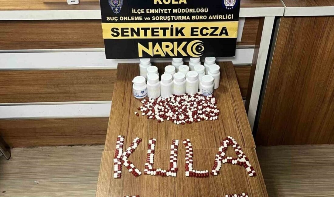 Kula’da uyuşturucu satıcılarına darbe: 7 şüpheli yakalandı Manisa’nın Kula ilçesinde uyuşturucu ile mücadele kapsamında İlçe Emniyet Müdürlüğü