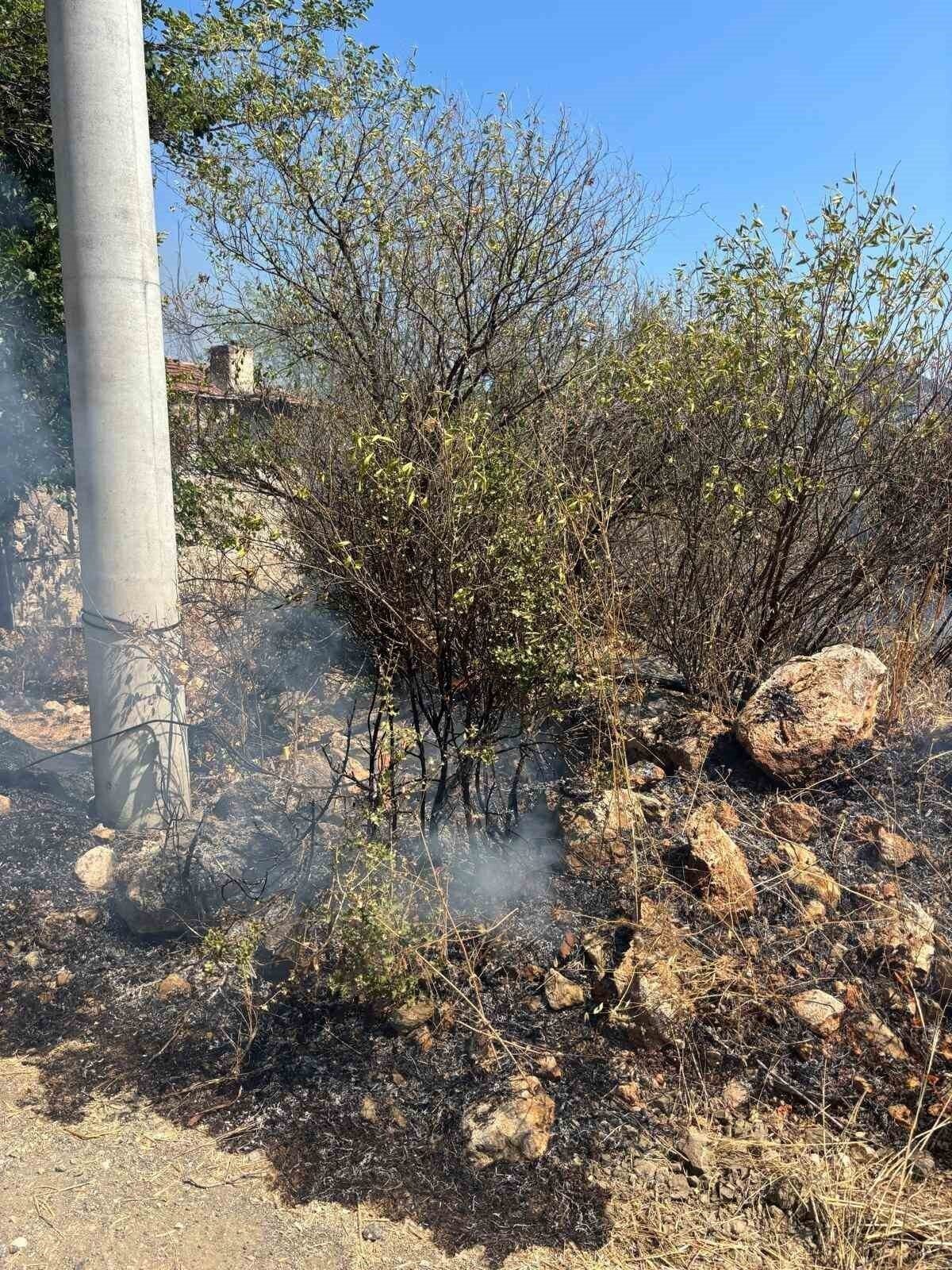 Kumluca’da makilik yangını 7 dakikada müdahale ile kontrol altın alındı
