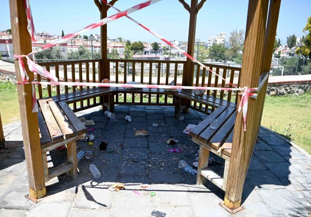 Kuşadası Belediyesi’nin temizlik çalışanlarından çevreye duyarlılık çağrısı